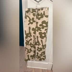 Women’s Pants